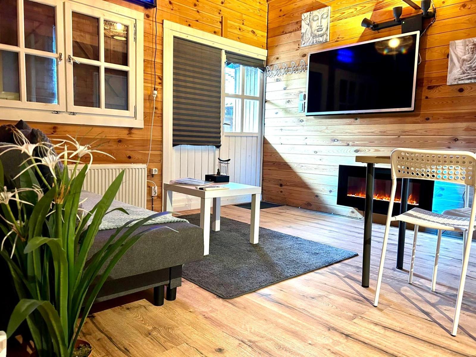 Buddha Style Family House & Jacuzzi & Sauna Near Amsterdam Vijfhuizen Екстер'єр фото