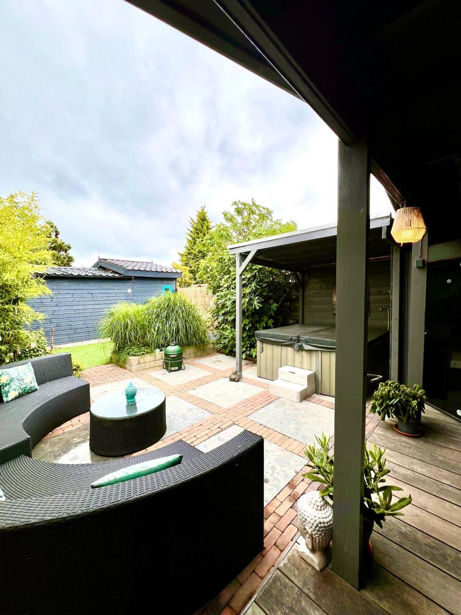 Buddha Style Family House & Jacuzzi & Sauna Near Amsterdam Vijfhuizen Екстер'єр фото